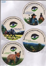 32  verschidene  Bierdeckel