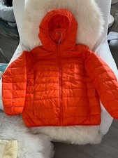 SUPERLEICHTE DAUNENJACKE IN MODISCHEM ORANGETON GR. 38/40