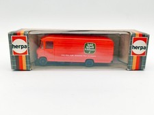 Herpa Mercedes Benz 508 D Kastenwagen 1:87 H0 Rot "Spiel Aktuell Feldhaus"