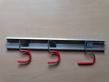 Geräteleiste Metall Garten mit 3 Haken mit Gummibeschichtung ca. 40 cm x 4,5 cm