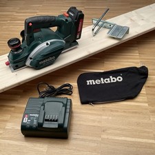 Metabo HO 18 LTX 20-82 Akku-Hobel. Mit Akku und Ladegerät im Original-Karton.