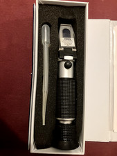 Portables Refraktometer 30-140° OE Oechsle Temp-Automat 0-32 % mas. Sacch.