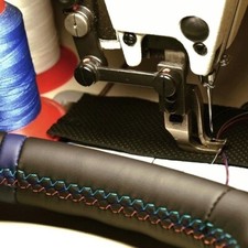 Wir beziehen Ihr Lenkrad neu mit Leder - Version "Alcantara Classic Plus" 