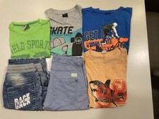 4 T-Shirts ￼und 2Kurze