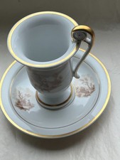 Sammeltasse aus Porzellan von