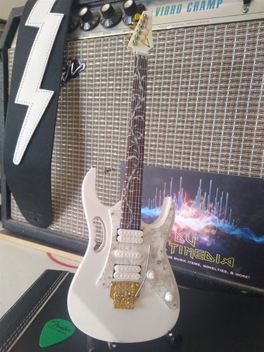 Steve vai signature white jem - steve,