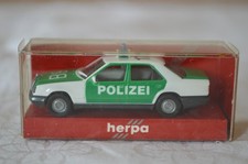 Herpa 1:87 Mercedes 300 E