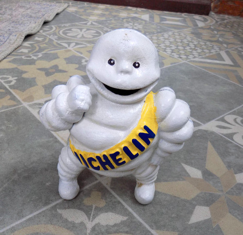 Gusseisen michelin man - gusseisen,