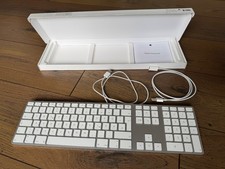Apple Keyboard MB110D/B (A1243) Tastatur (QWERTZ) - Deutsches Tastaturlayout
