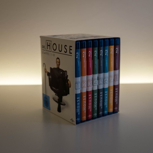 House alle 8 staffeln - house,