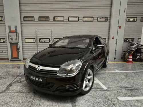 Modellauto opel astra gtc 18 - modellauto,