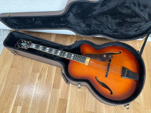 End archtop guitar - hi-end,