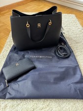 Tommy Hilfiger Umhängetasche/Tragetasche + Geldbörse beides Neu in Blau