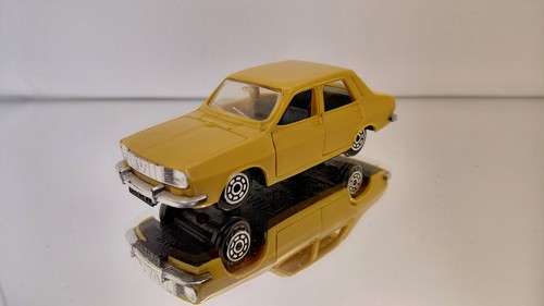 Norev plastic renault r12 - norev,