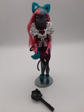 Monster High Catty Noir Boo