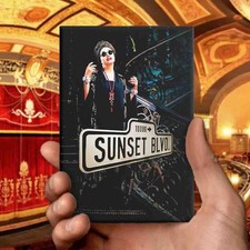 Sunset Boulevard - Elaine