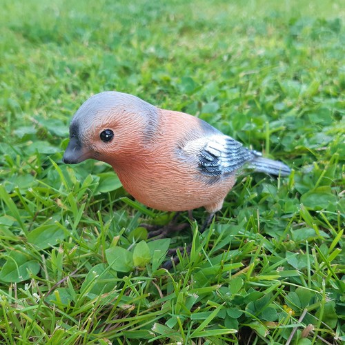 Gartenfigur buchfink - gartenfigur,