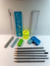 Bleistifte, Radiergummi, Spitzer, Lineal.(siehe Bilder)