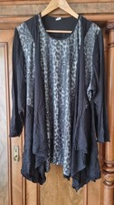 Tunika mit Angedeuteter Jacke