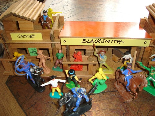 Western konvolut timpo - western,