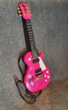 Simba Spielzeuggitarre, Rockgitarre, spielt herrl. Rocksound, mit Batt.