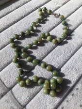 Halskette aus echtem grünem