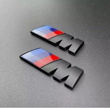 2 Stk. M Embleme Logo