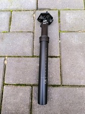 CUBE Federsattelstütze Ø 30,9 mm, 300 mm, schwarz