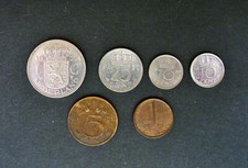 Niederlande: 1 Gulden 1972, 25 Cent 1980, 2x10 C.1959/79, 5 C. 1951, 1 C. 1970
