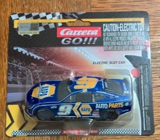 CARRERA GO!!! 1:43 SLOT CAR