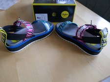 Buffalo London Damen Sandalen Sandaletten mit Logo Sommer Gr. 38 Schöne Farben