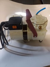 KNF Neuberger Vakuumpumpe Labor tragbar PM16209-022