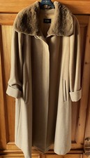 JOBIS LUXURY -  Damen Wollmantel Kamelhaar + Biberlammkragen Gr. 44  hellbraun