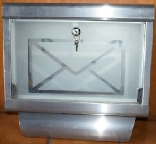 Edelstahl Wandbriefkasten mit Zeitungsrolle