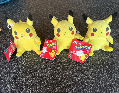 Hasbro pokémon pikachu - hasbro,