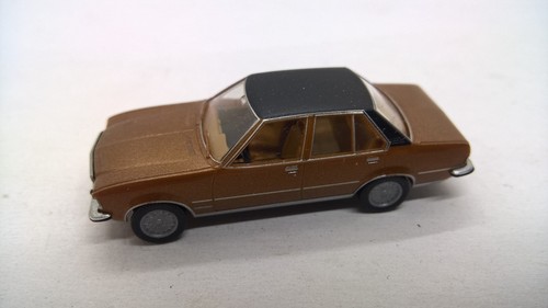 Wiking 796 opel - commodore, b