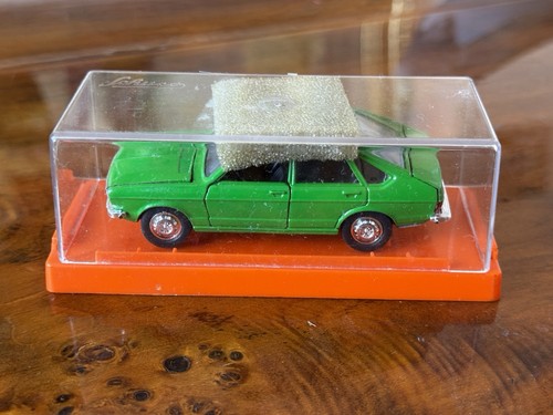 Schuco 301614 passat - vw,