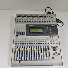 Yamaha 01V Digitales Mischpult