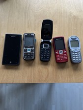 Sony Ericsson, Nokia, Panasonic, Samsung, LG, Siemens - Konvolut Alte Handys