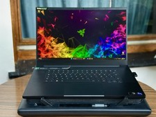Razer Blade 17 (2022) - Intel Core I9 - 12900H, 32GB RAM, RTX 3070 Ti, UHD 144hz