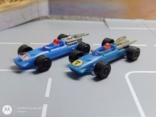 2x Plastikmodell: (Hong Kong) Rennwagen blau #7 + #53 Vintage Formel 1, ca. 1:64
