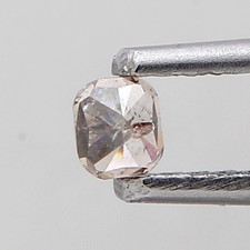 Ovale Form Diamant Pink Farbe