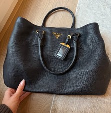 Prada Vitello Daino Leder