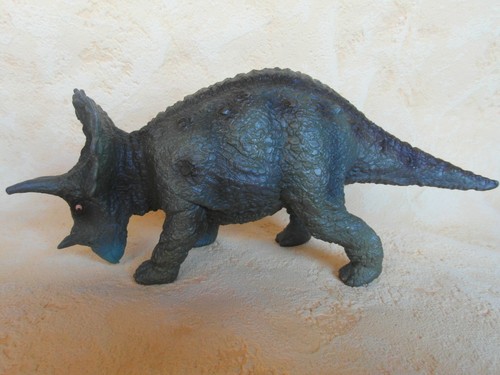Schleich saurier triceratops - saurier,