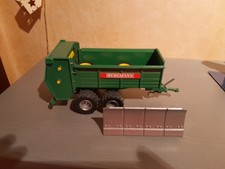 Siku BERGMANN Stalldungstreuer