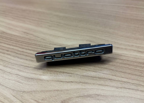 Quattro emblem audi a5 - quattro,