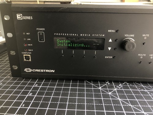 Crestron dmps3 300 - dmps3-300-c, schwarz