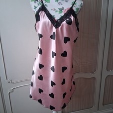 Gr XL 42/45 Nachtkleid