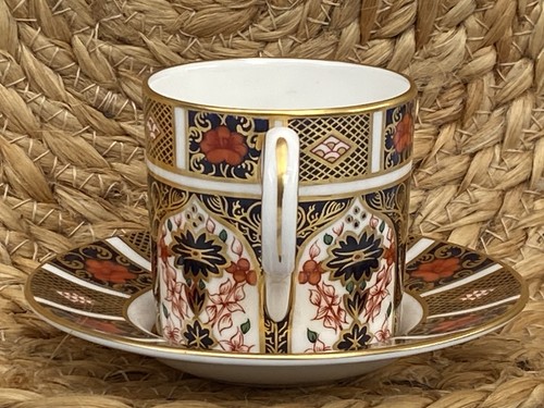 Royal crown derby - crown, imari