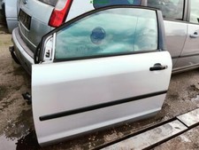 Tür links Ford Focus 2 II 3 türig Farbcode 03 Silber Grau Moondust Metallic